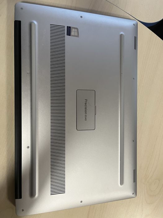 Dell Precision 5540, i7-9850H, 64Gb RAM, Quadro T1000 4GB,