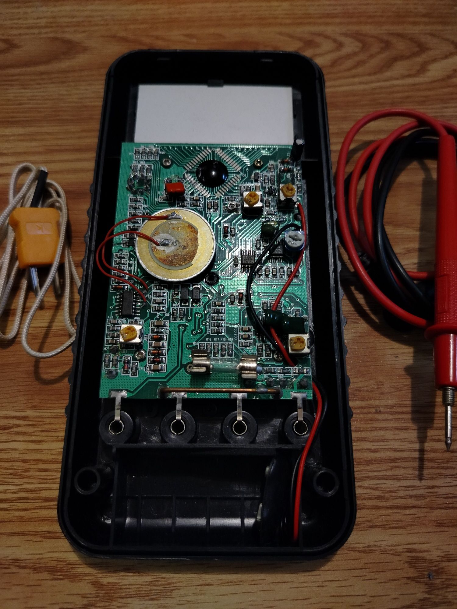 Мультиметр DT-9208
