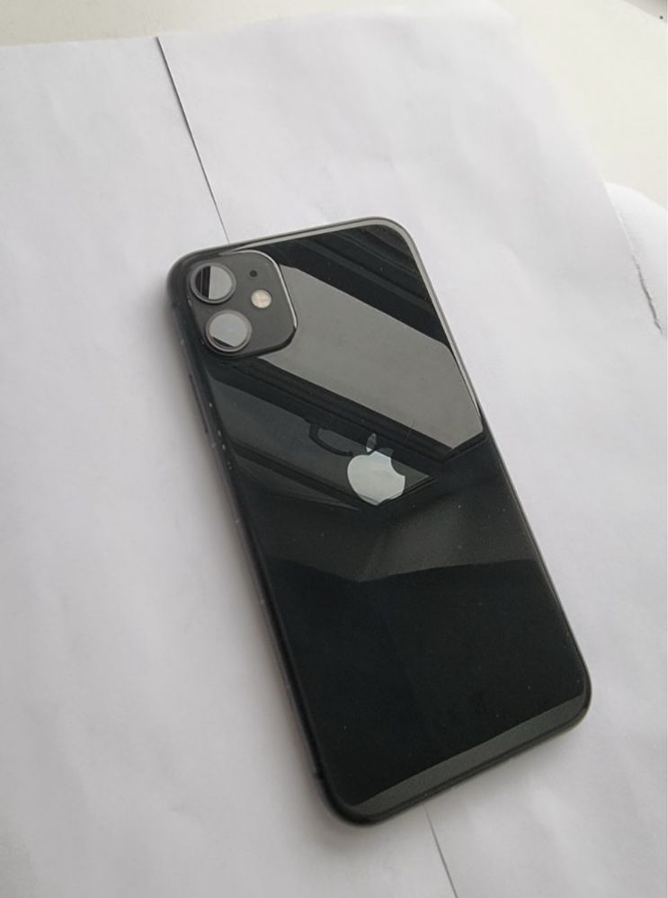 Продам Iphone 11
