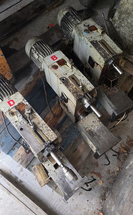 Masina de gaurirt WMW Mikromat con morse2 cutie viteze pe roti dintate