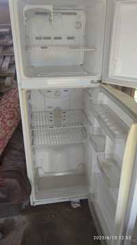 Холодильник б/у цена договорная