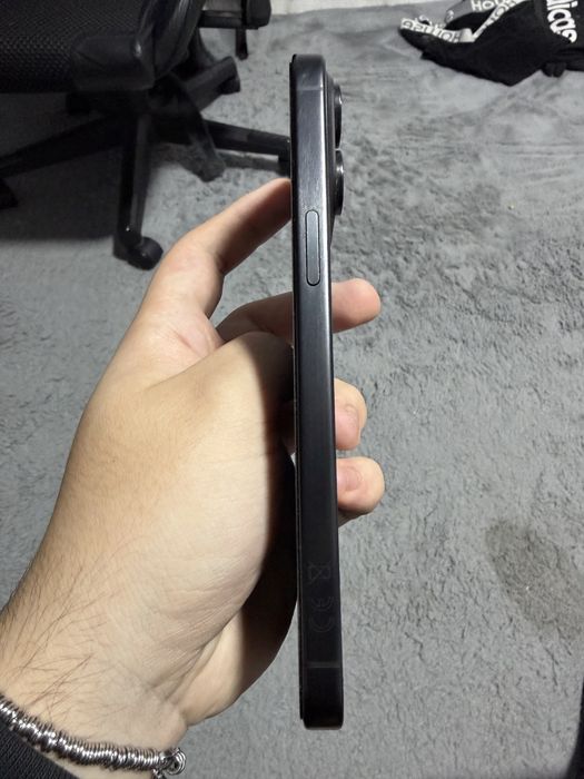 Vand iphone 15 pro max 256gb