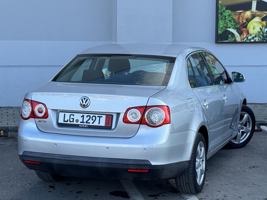 Volkswagen Jetta 1.6 MPi 102CP