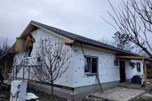 Vând cabane case  foișoare ori ce model dorește clientul..reducere zil