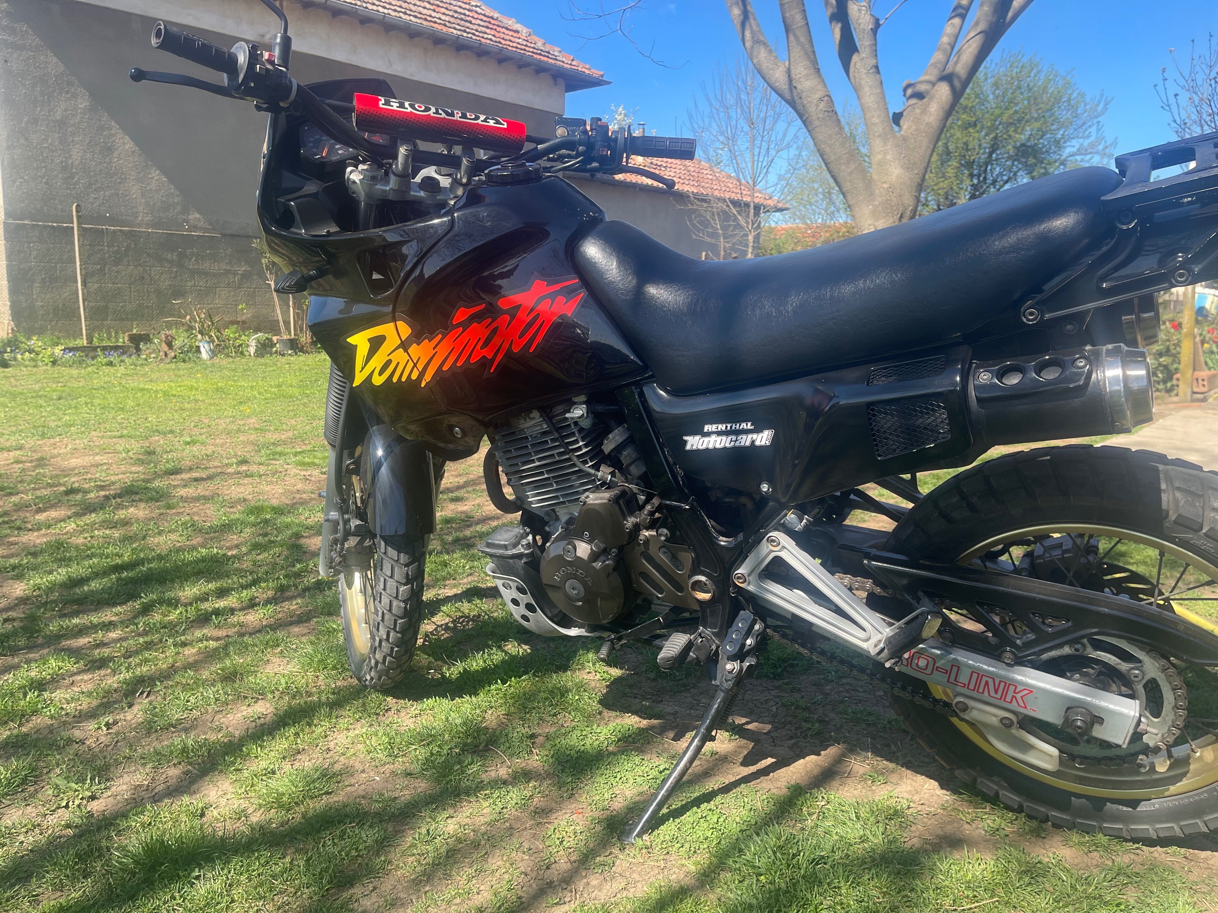 Продавам Honda Dominator nx650