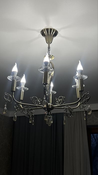 Продаю люстры хрустальные, б/у