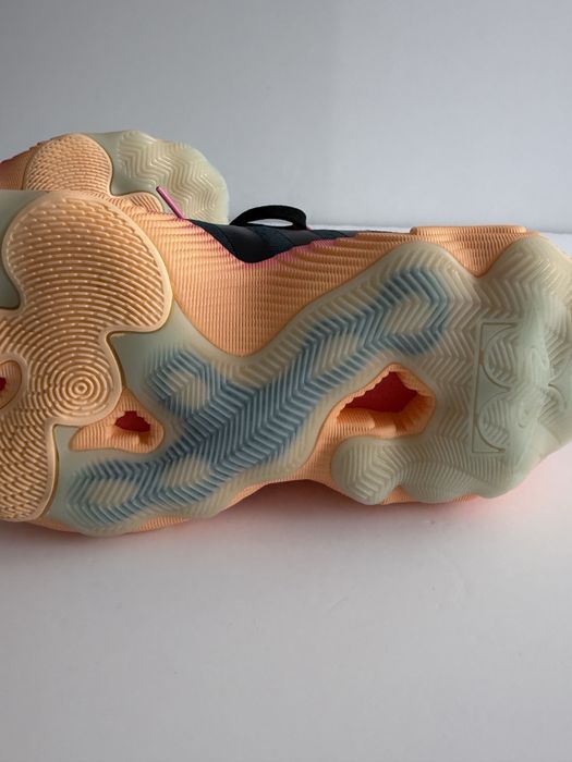 Adidas marimea 37 1/3 noi, originali