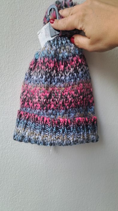 Шалове и зимна шапка