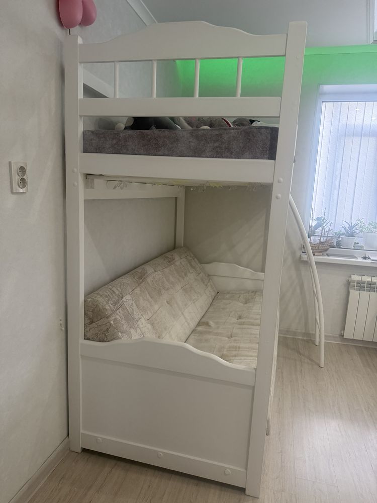 Продам кровать 2 ярусную