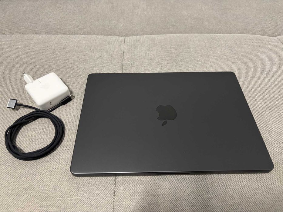 MacBook Pro 14", M4 Max, 48 GB RAM, 1 TB SSD