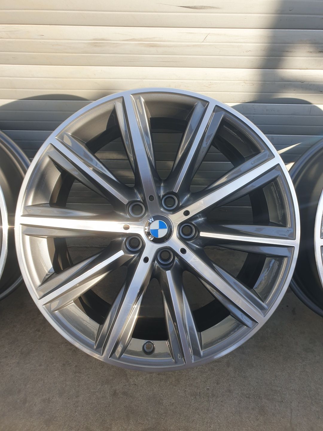 jante originale Bmw G30  pe18 5x112  IS30