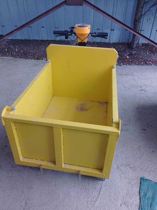 Самосвал електрически