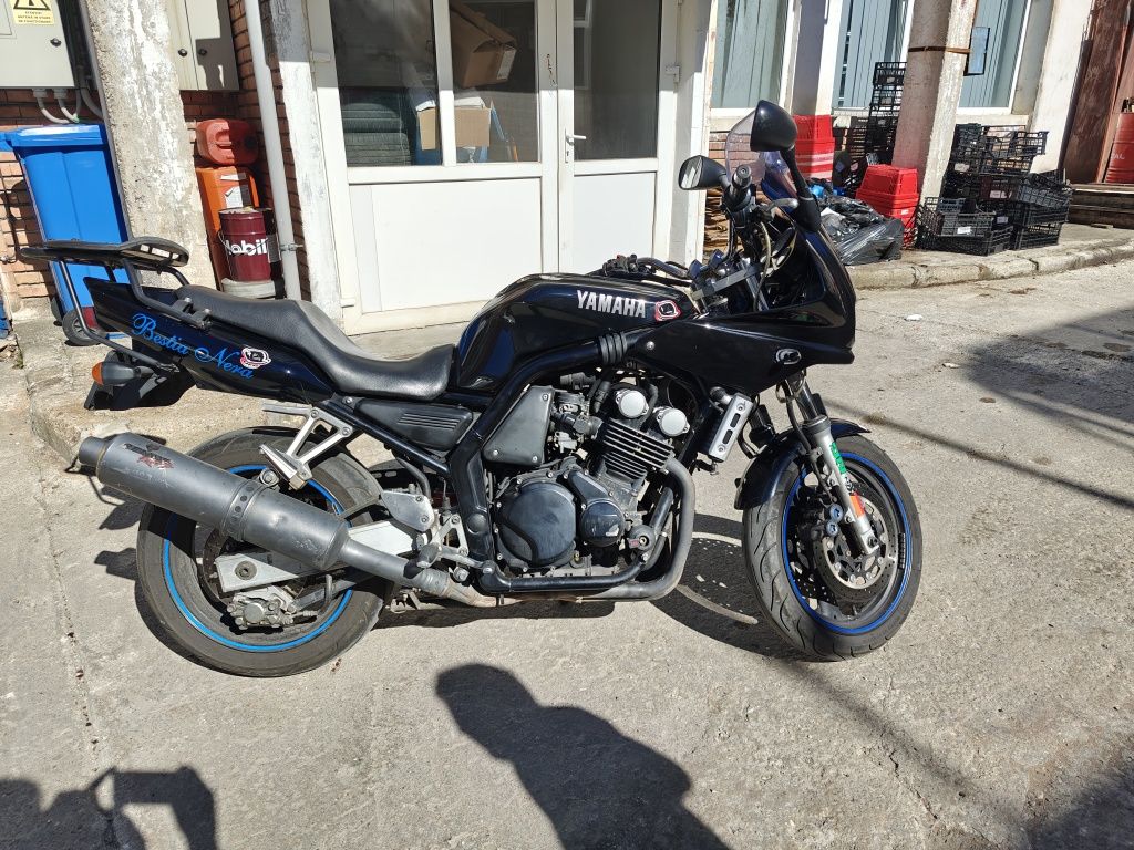 Yamaha Fazer 600