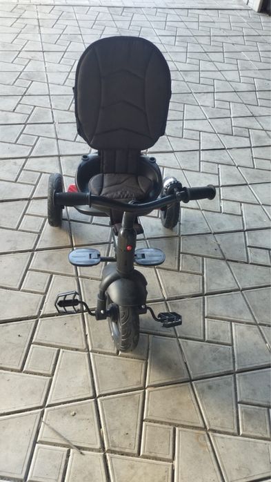 Детская коляска.