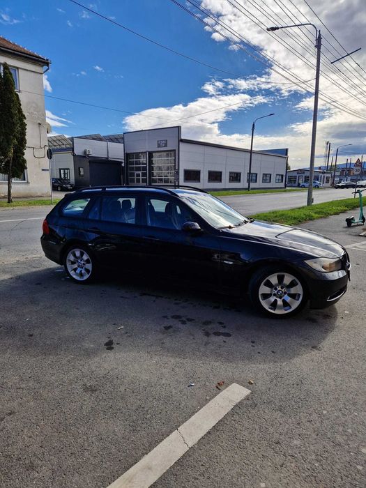 BMW 318 2007,129 cp