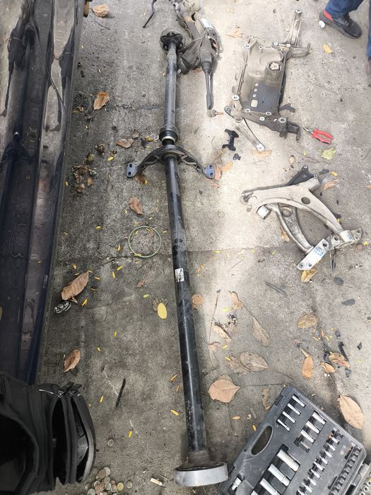 Кардан за Audi Q3 2.0tdi 5N0 521 101 J