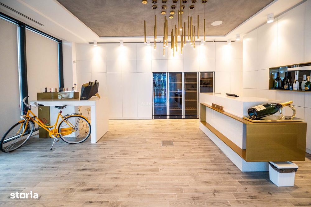 Spatiu Comercial, 82 Mp - Vitrina 12 M , Mamaia Nord!