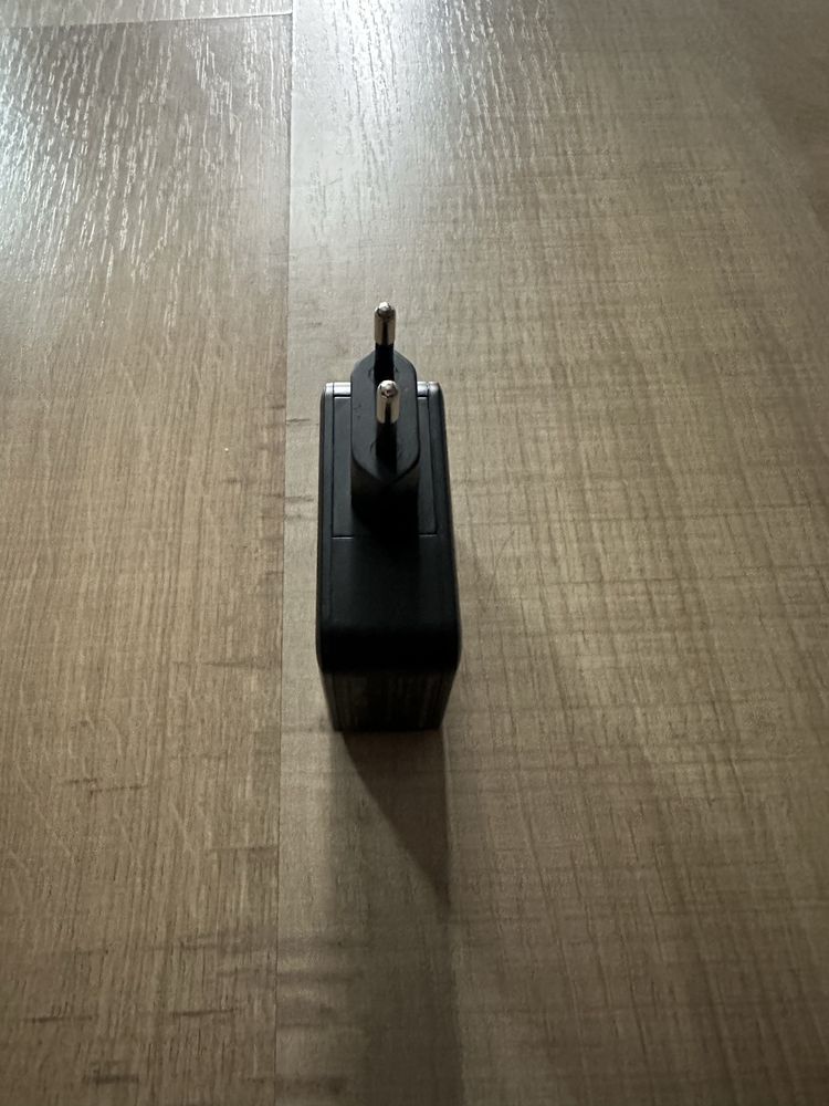 Adaptor priza 4 x USB-C