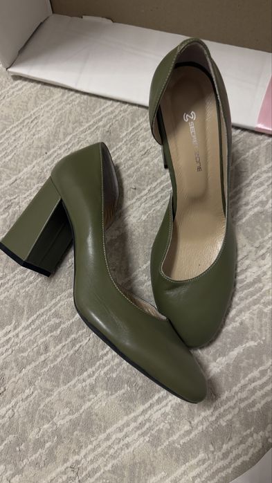 Туфли женские кожаные