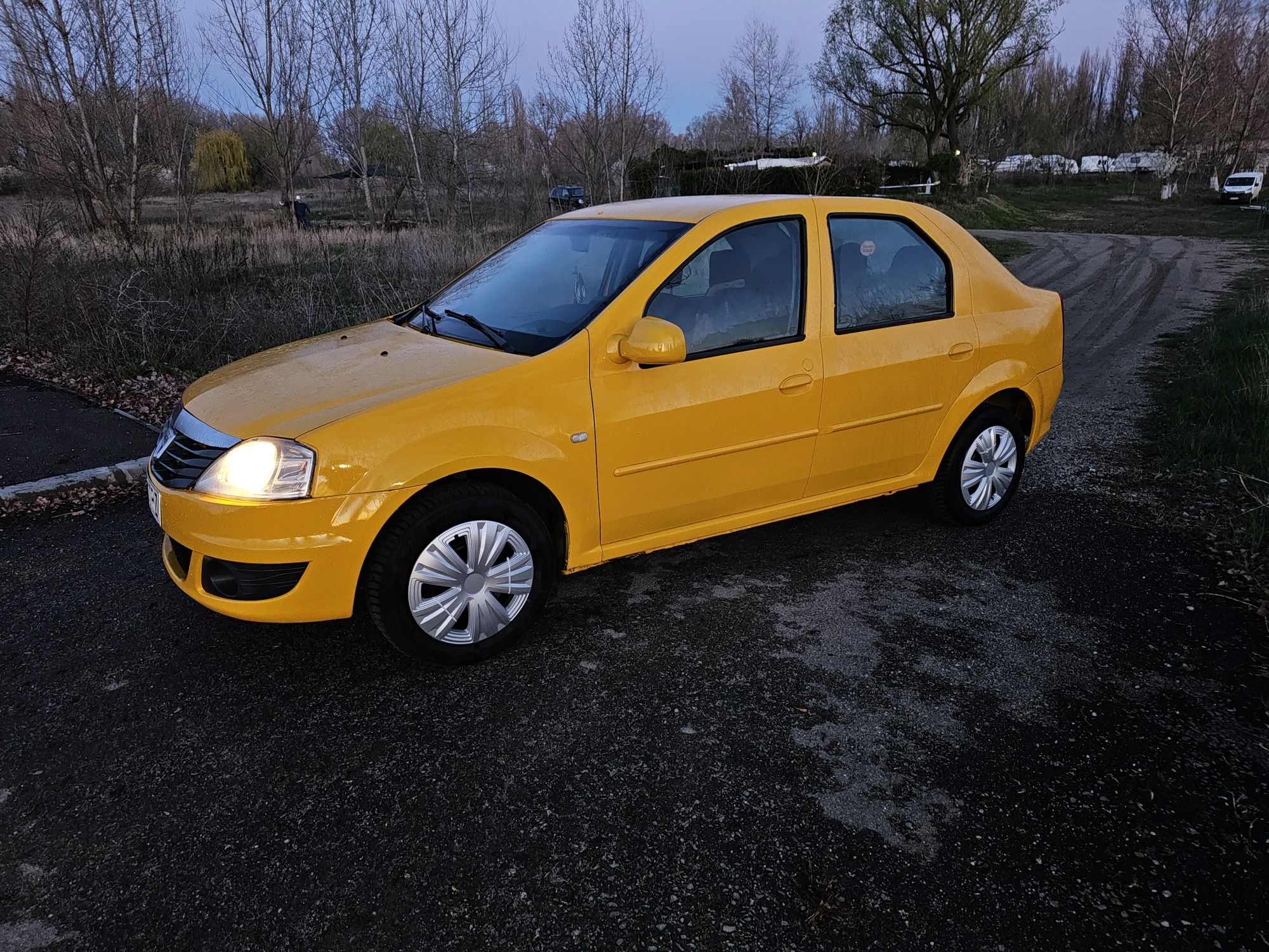 Vind Dacia Logan