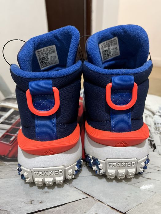Ghete iarna Adidas