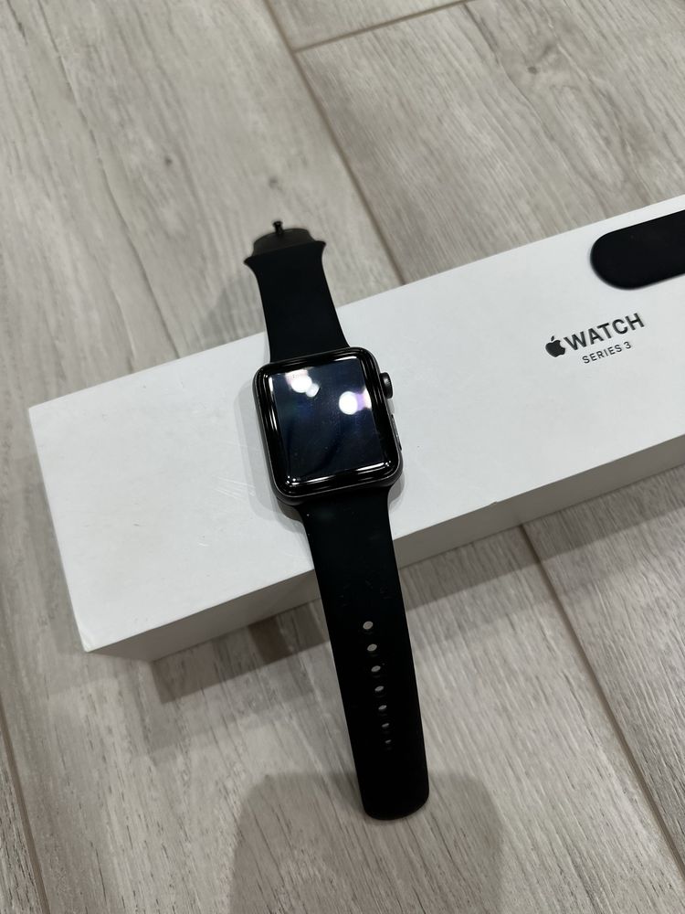 Продается Apple Watch 3 42 mm