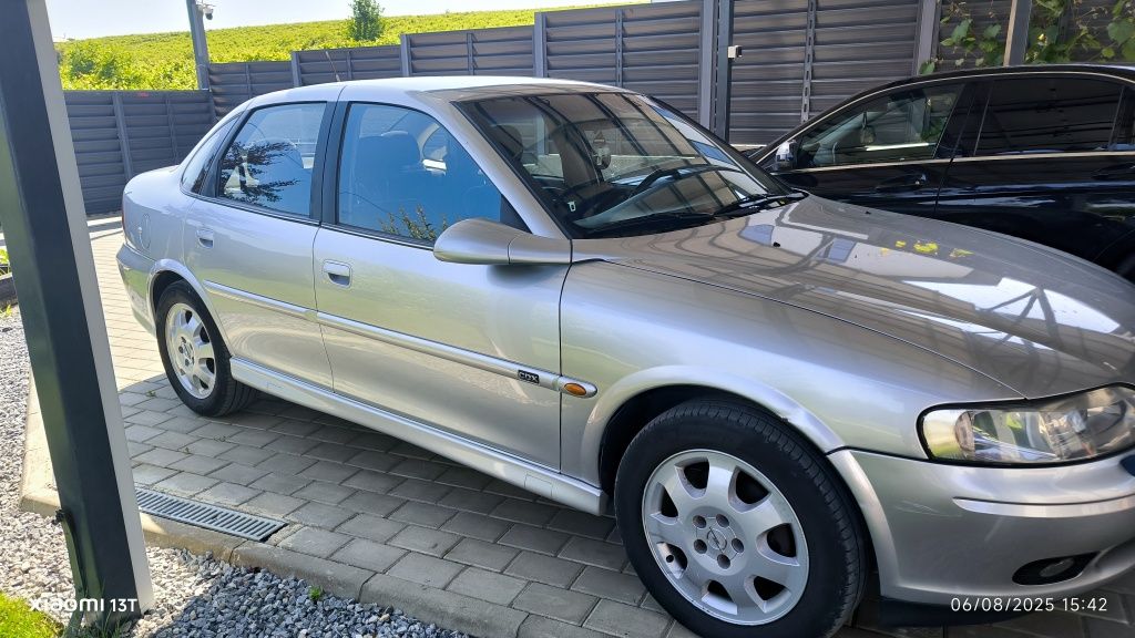 Opel Vectra B 1.8 cutie automată