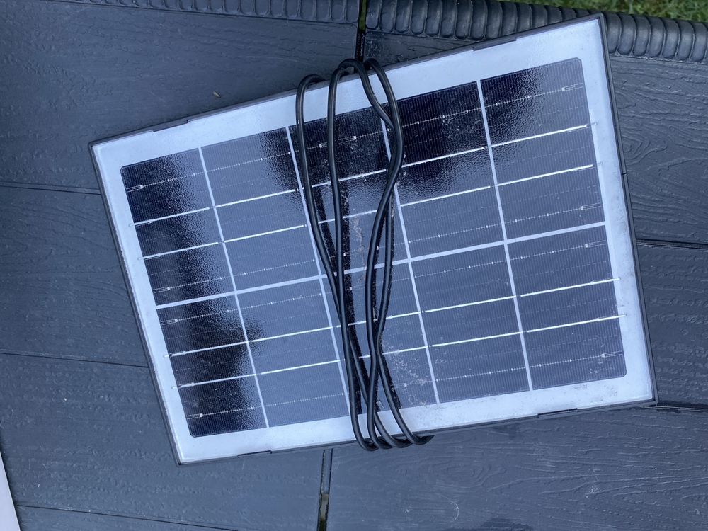 Vand camera supraveghere cu cartela si panou solar