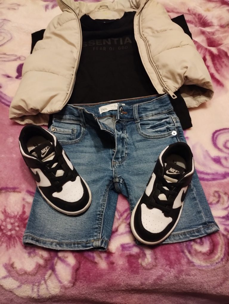 Compleu+adidași+ vestă
