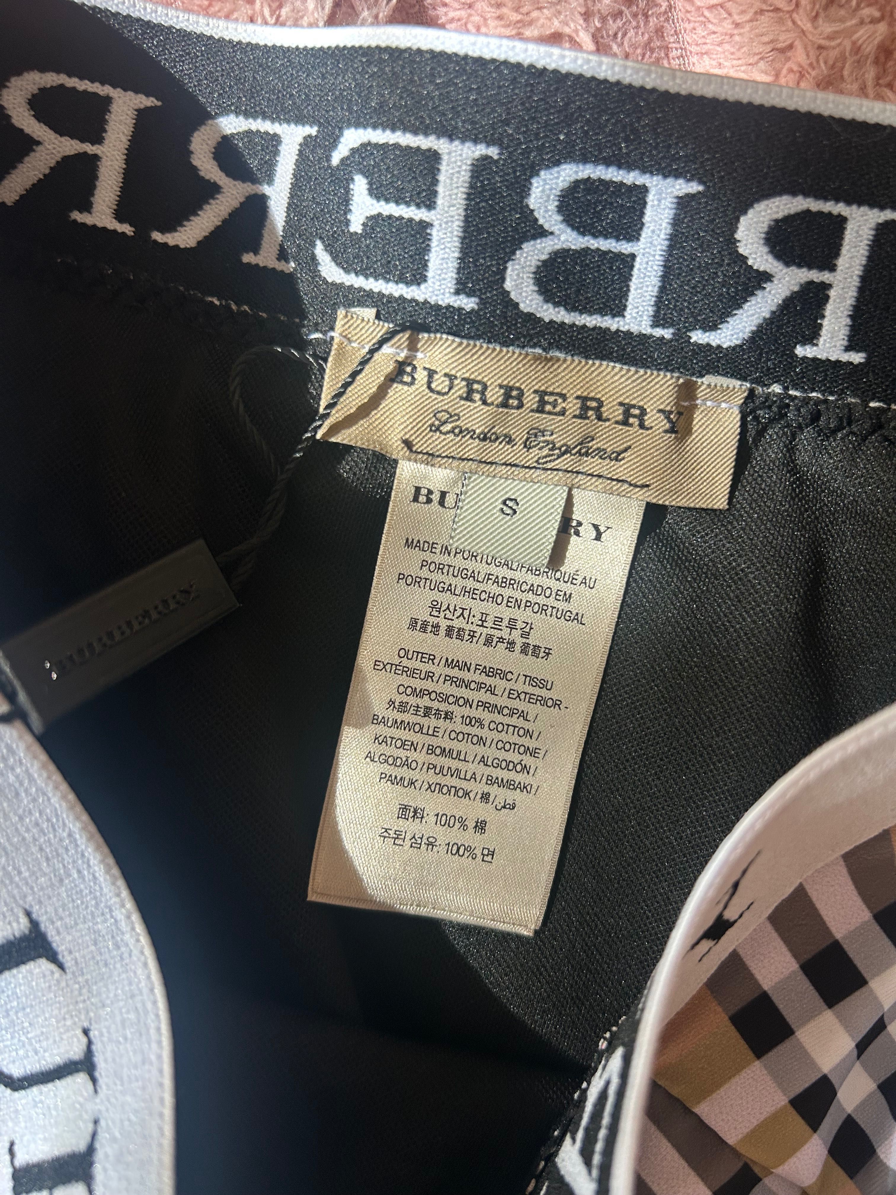 Бански BURBERRY ! ЧИСТО НОВ ! Банския никога не е носен! Xs-S размер