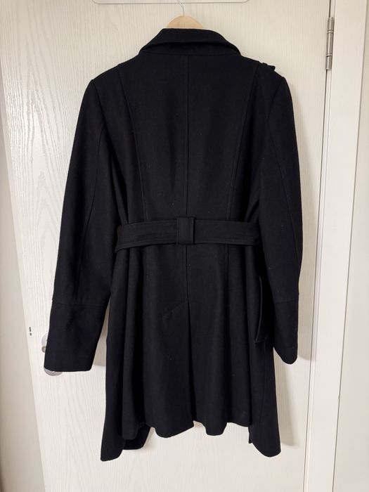 Дамско вълнено палто Guess