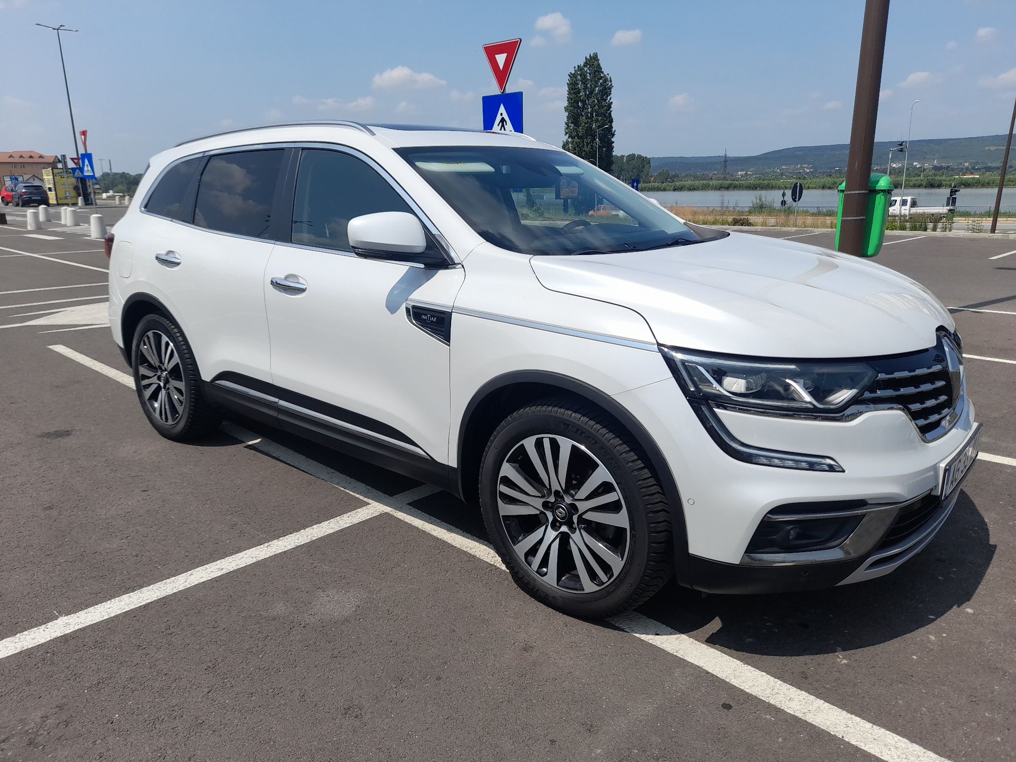 Renault Koleos Initiale Paris Alb metalizat Panorama Ful Piele 1,7 dci