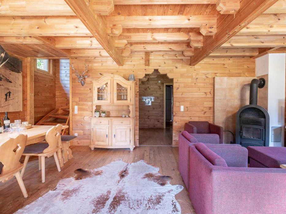 Cabana de inchiriat / Disponibila de Craciun si Revelion