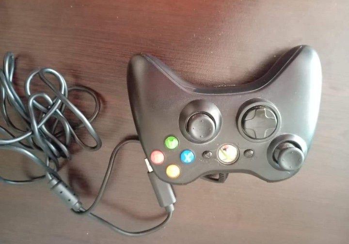 XBOX 360 конзола