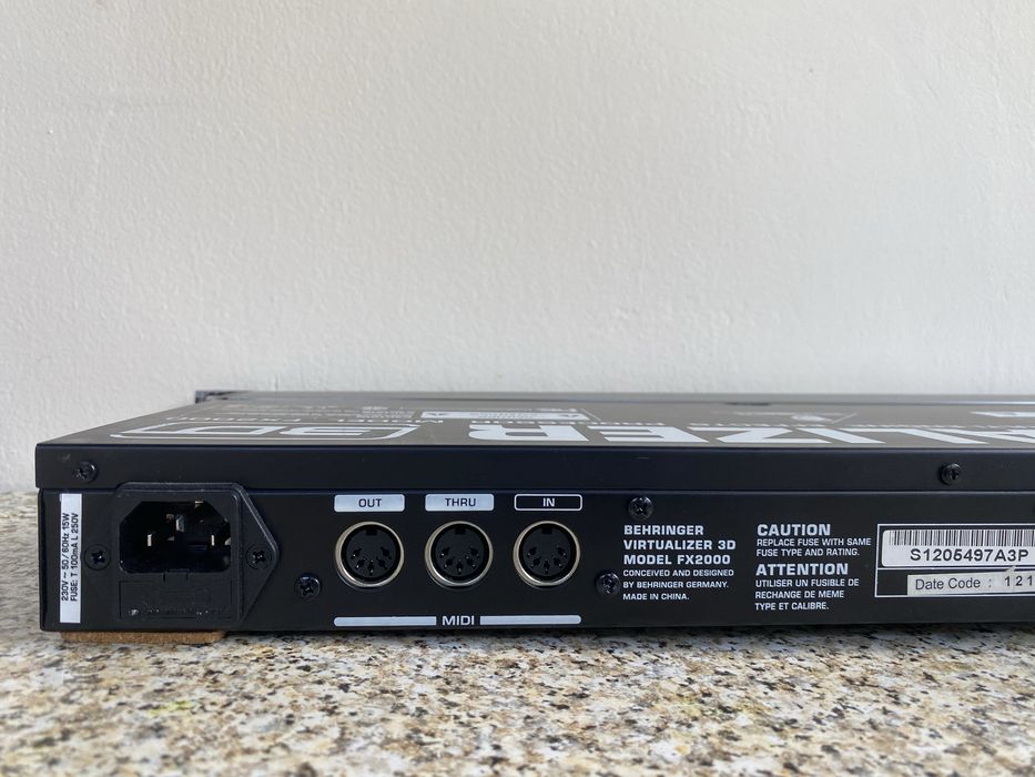 Behringer Virtualizer FX2000 3D