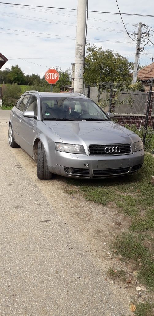 Portiere  ,scaune ,bancheta,caseta de direcție  Audi A 4 2.5 tdi