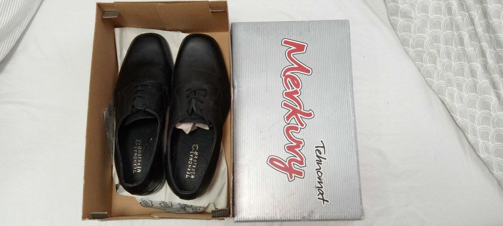 Два модела нови мъжки обувки половинки от естествена кожа - 41, 42, 43