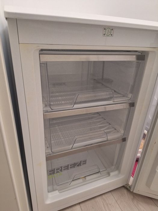 Congelator Midea, 85 l, 3 sertare, clasa E, alb