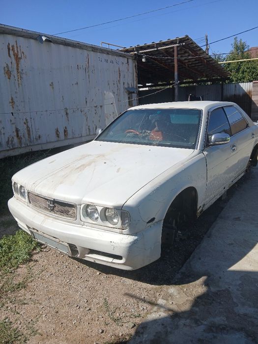 Авто ниссан цедрик