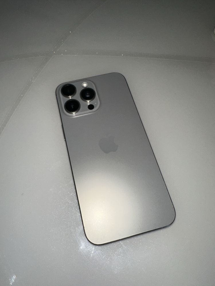 Обмен Iphone 15pro max на 16 pro MAX с моей доплатой