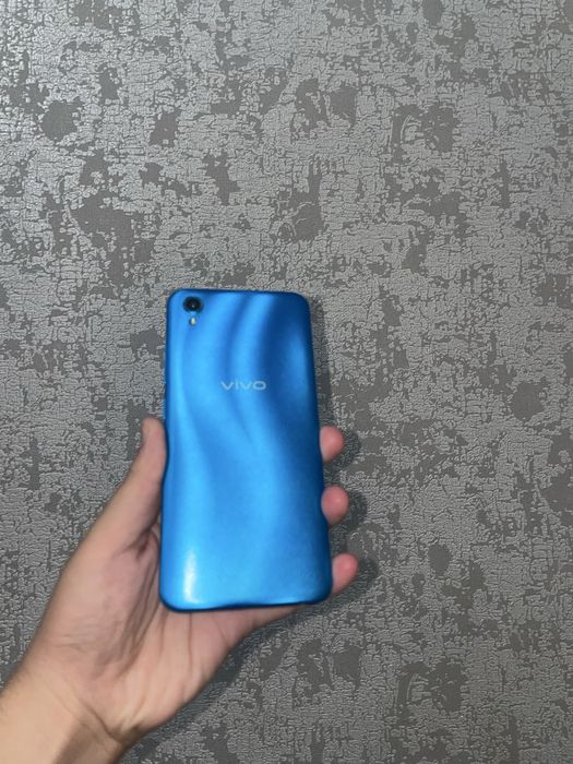 VIVO y1s srochna