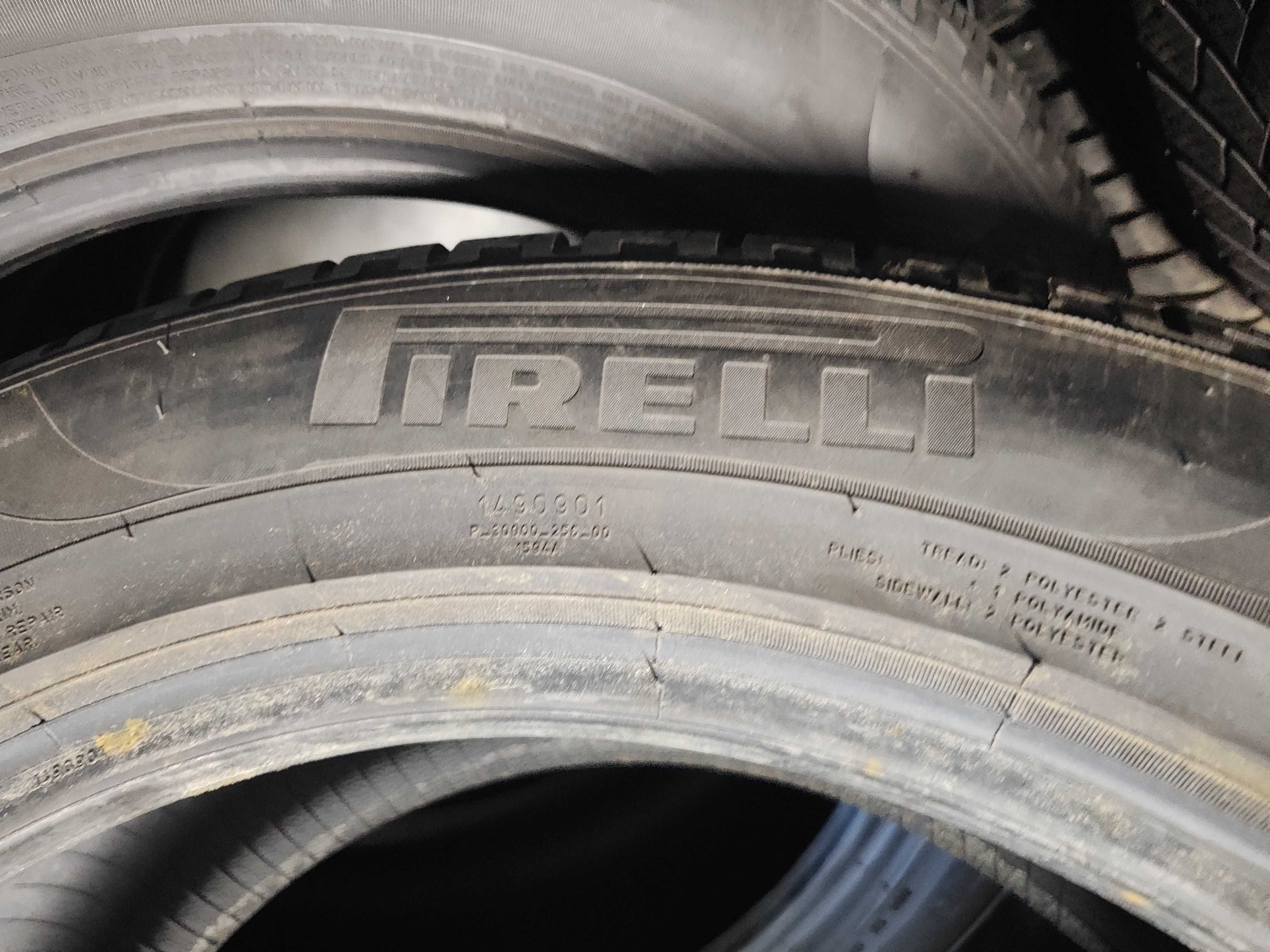 4бр. зимни гуми 235/55/18 Pirelli