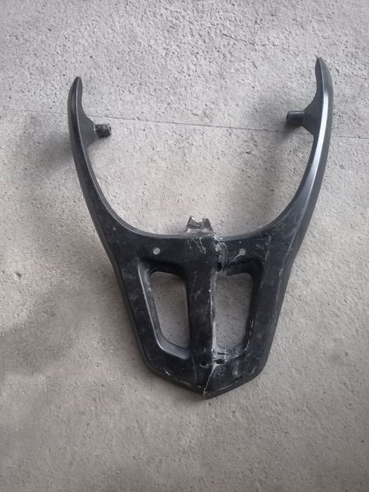 Skuter lar uchun zapchastlar bor