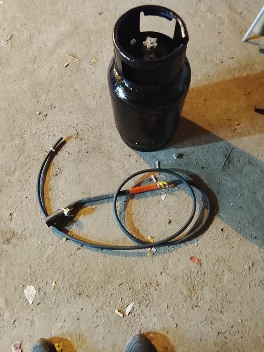 Газ балон заправленый с горелкой доставка г Актобе