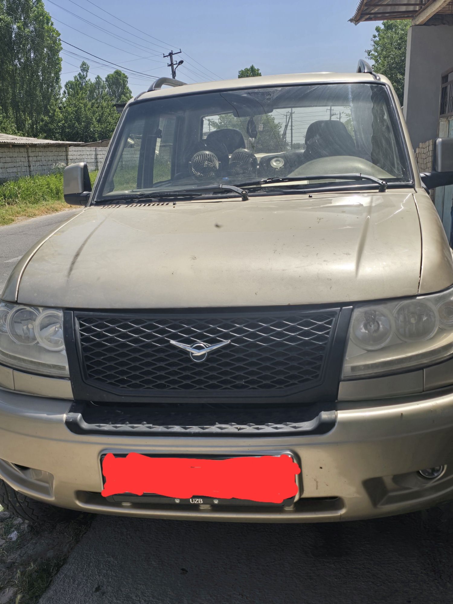 Uaz Patriot Moshina alo Holati 2011 yili