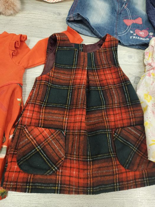 Lot hainute fete 9-12 months ( 25 lei toate) blugii size 80-86 CM