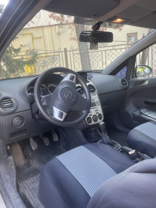 Opel corsa 1.3 cdti, an 2004