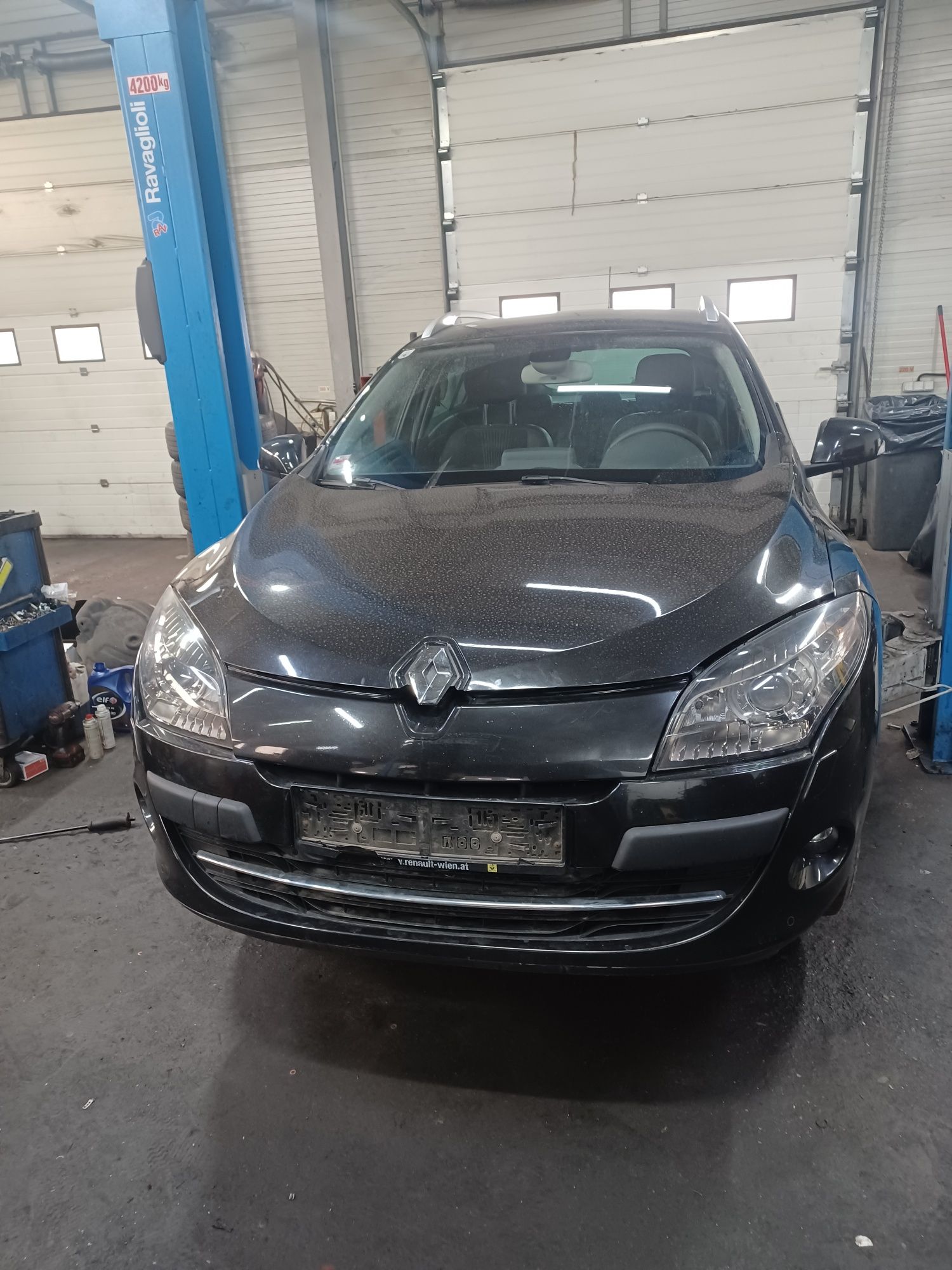 Dezmembrez renault megane 3 1 4 tce 130 cp