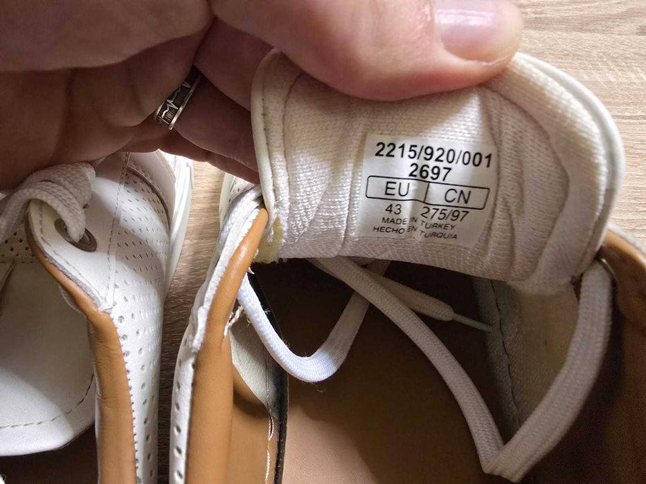 Incaltaminte sport - adidasi Zara - marimea 43