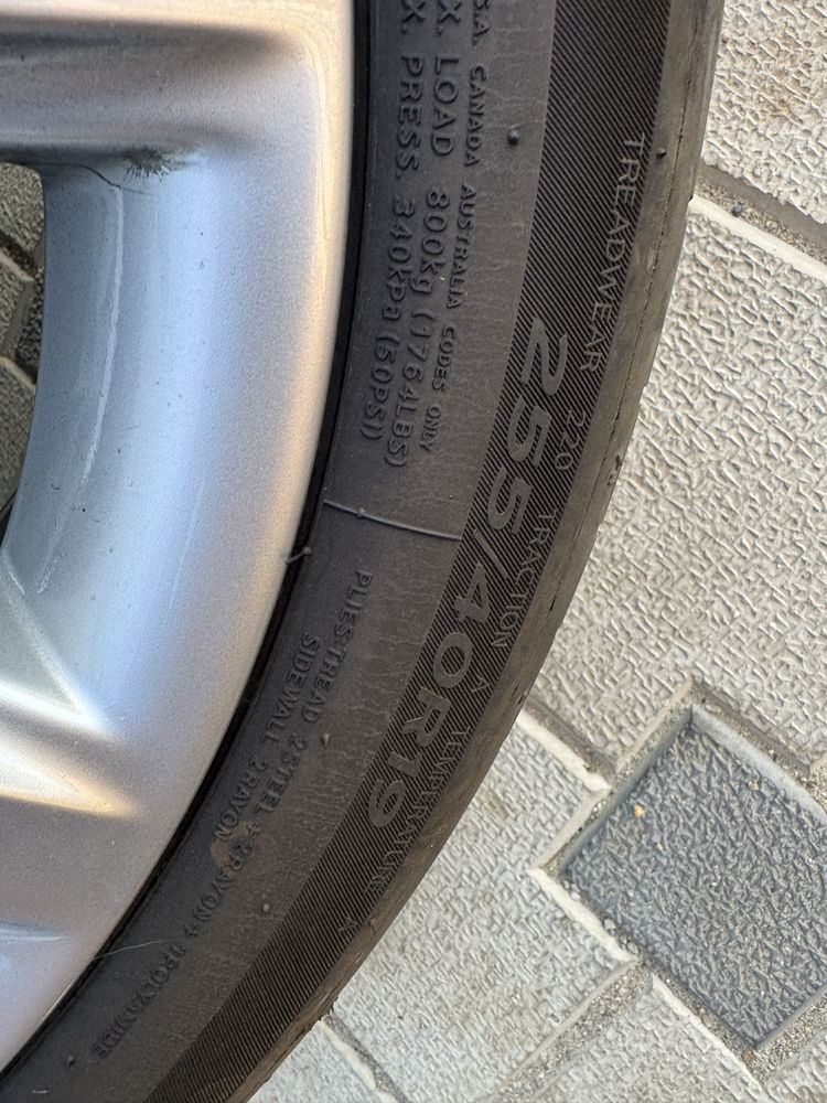 Anvelope Hankook 255 40 19 S1 EVO3 aproape noi 2000km